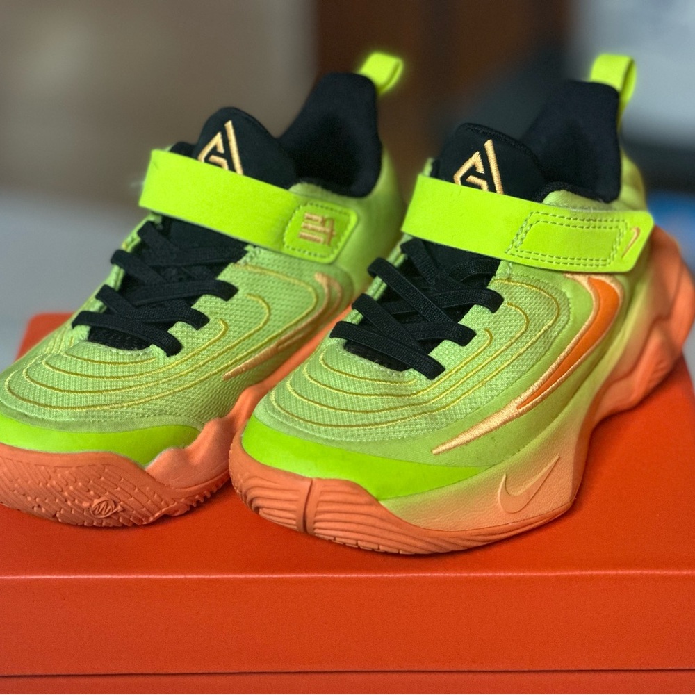Nike Kids' Basketball Sneakers 12C — Giannis Immortality 4